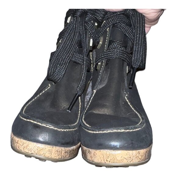 TIMBERLAND Bronze Metallic Leather Ankle Moc Toe Combat Boot Wedge Heel - Picture 3 of 10